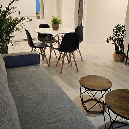 شقة 2 With Terrace, New Building, 3bk *